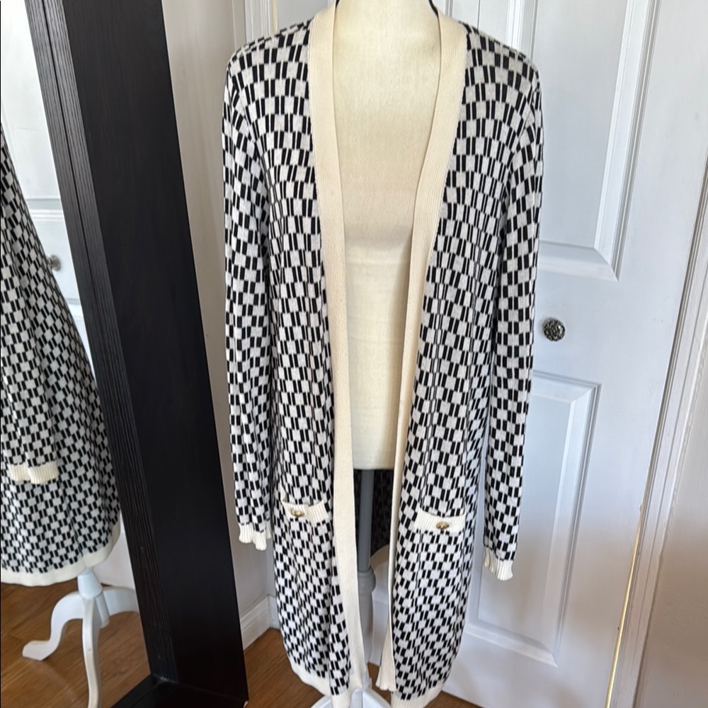 Long Open-Front Black and Cream Checker Knit Cardigan